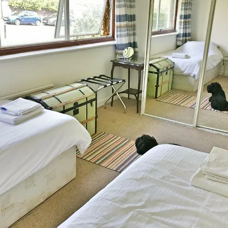 2 Bedroom House With City View 別荘 *